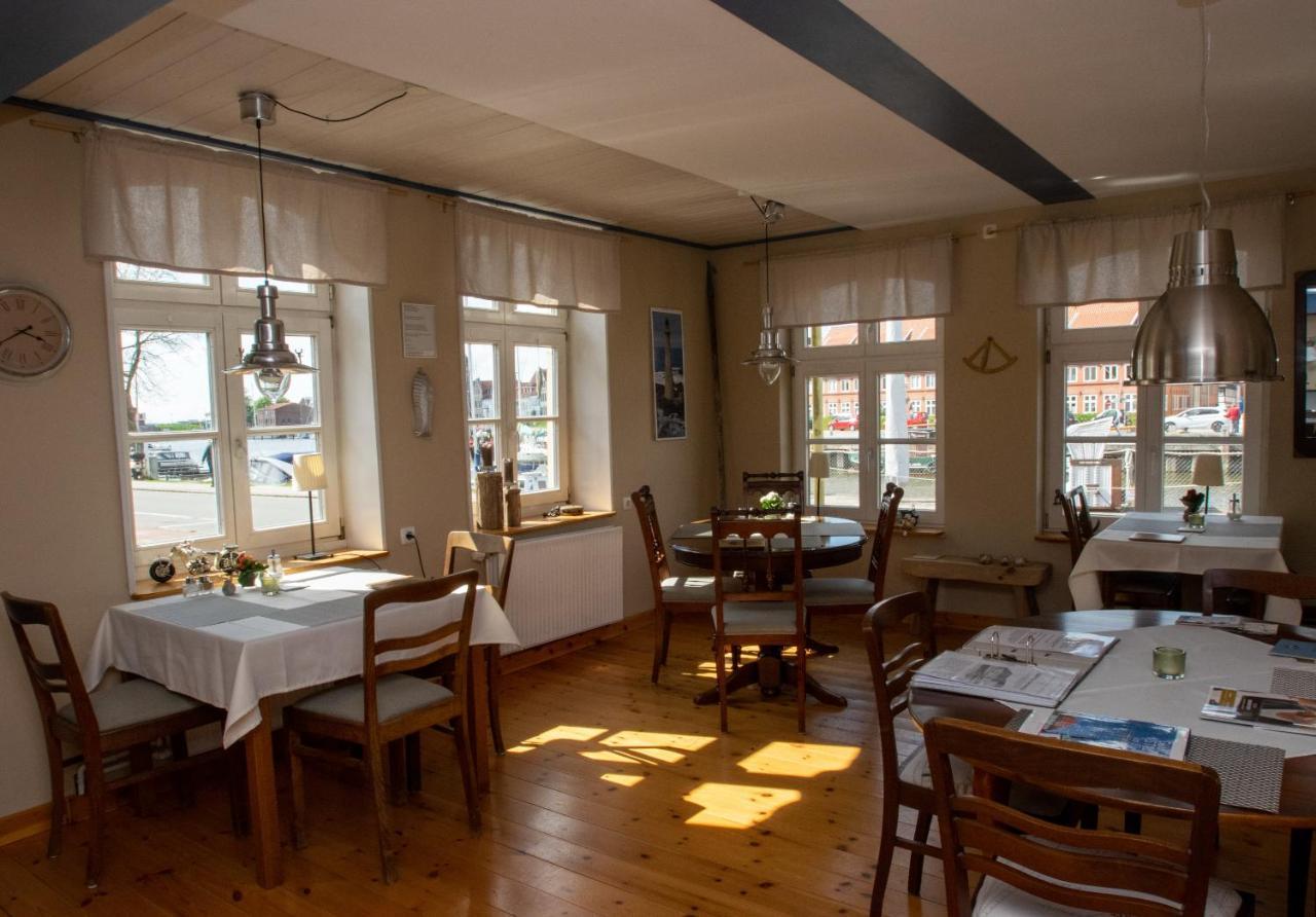 Hotel Das Brueckenhaus Glückstadt Bagian luar foto